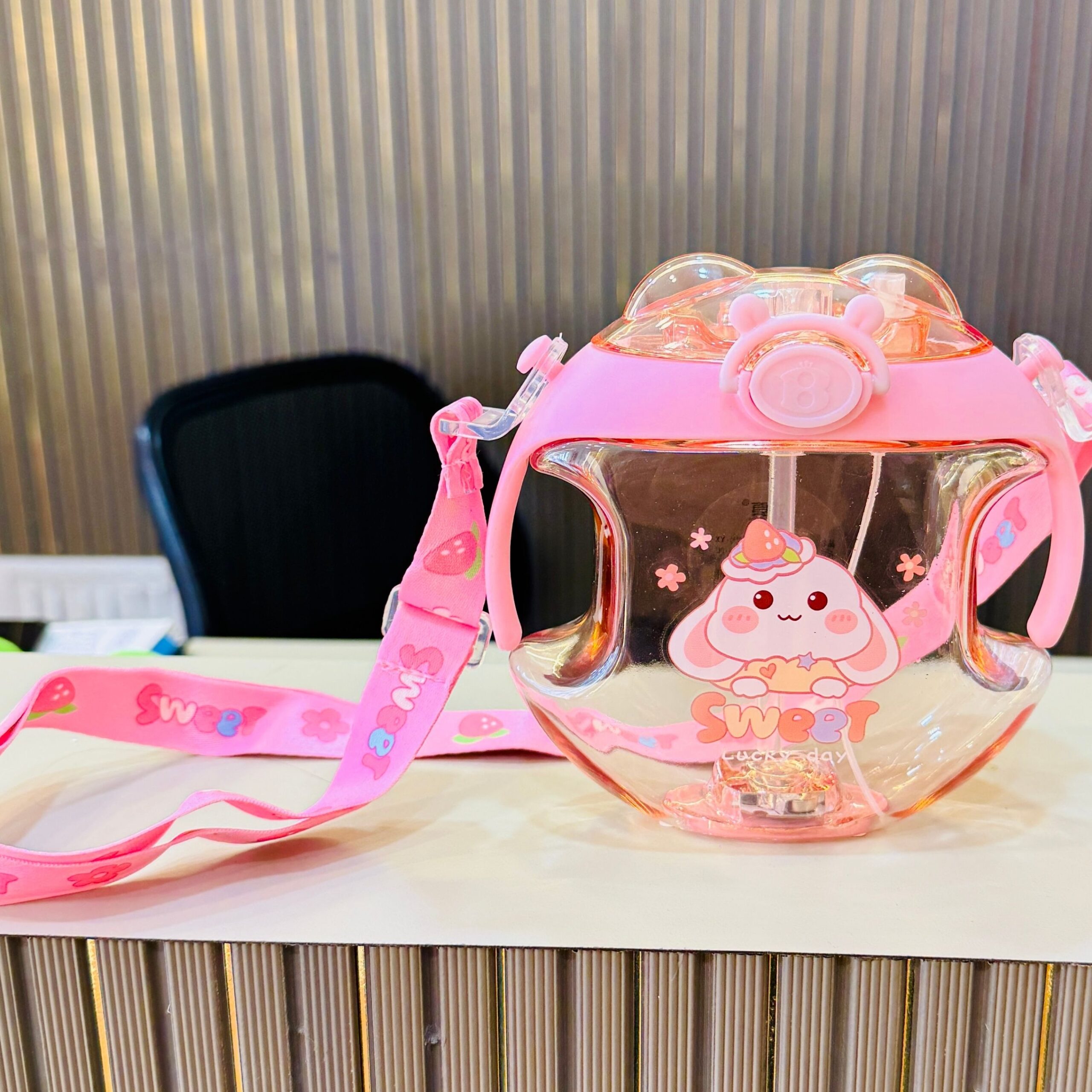 🧸Cute Cartoon Kids Sipper Bottle with Strap🎒